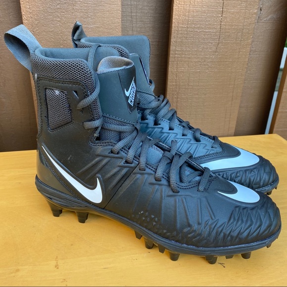 nike force savage varsity cleats